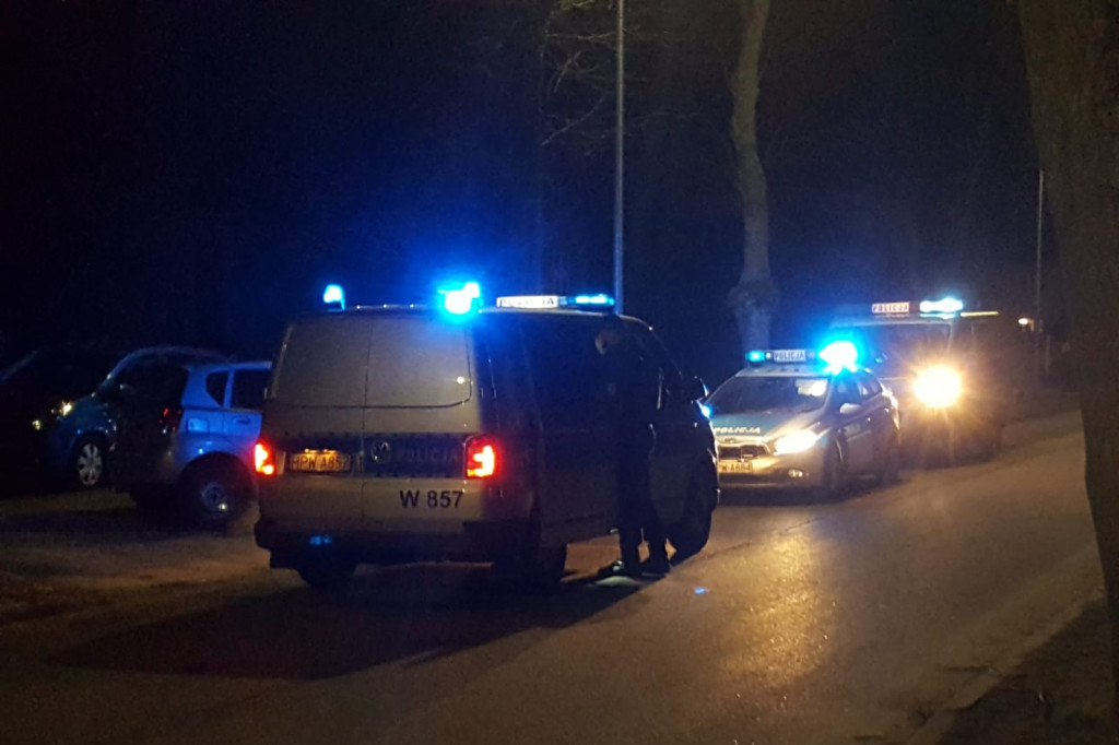 Uciekał przed policją. Doprowadził do zderzenia z innym samochodem