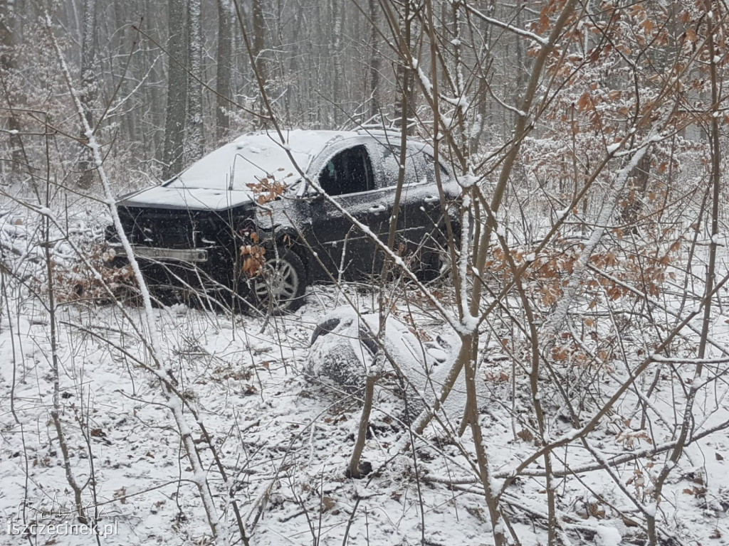 Fatalne warunki na drogach. Lepiej uważać podczas jazdy