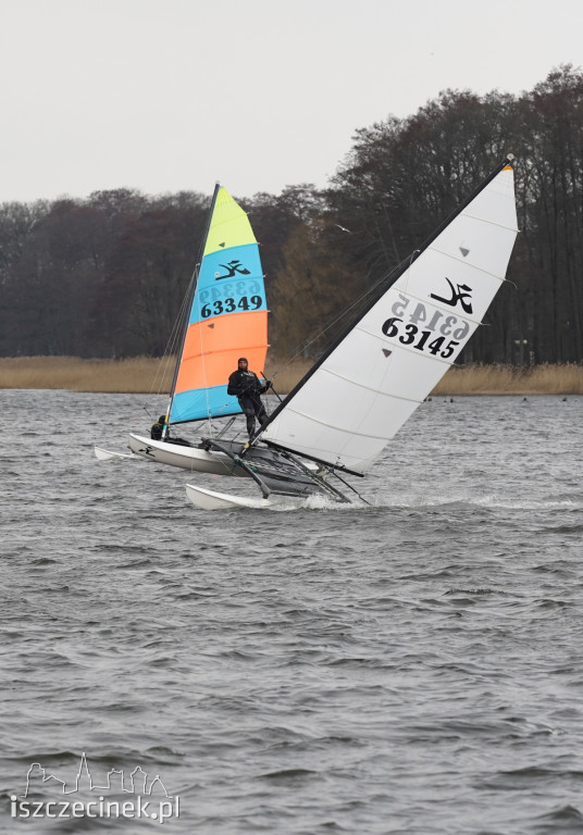 Katamarany Hobie Cat 14 na jeziorze Trzesecko [ZDJĘCIA, WIDEO]