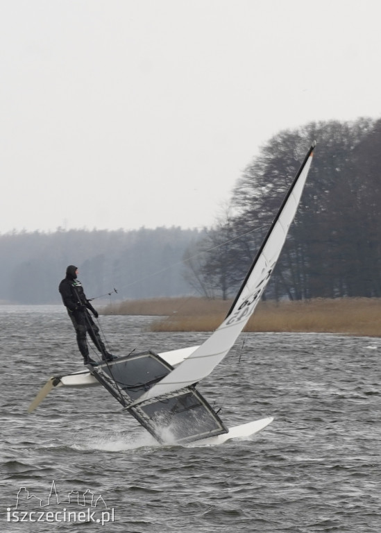Katamarany Hobie Cat 14 na jeziorze Trzesecko [ZDJĘCIA, WIDEO]