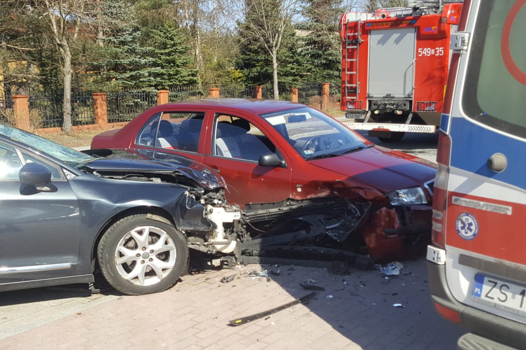 Zderzenie dwóch samochodów w Bornem Sulinowie