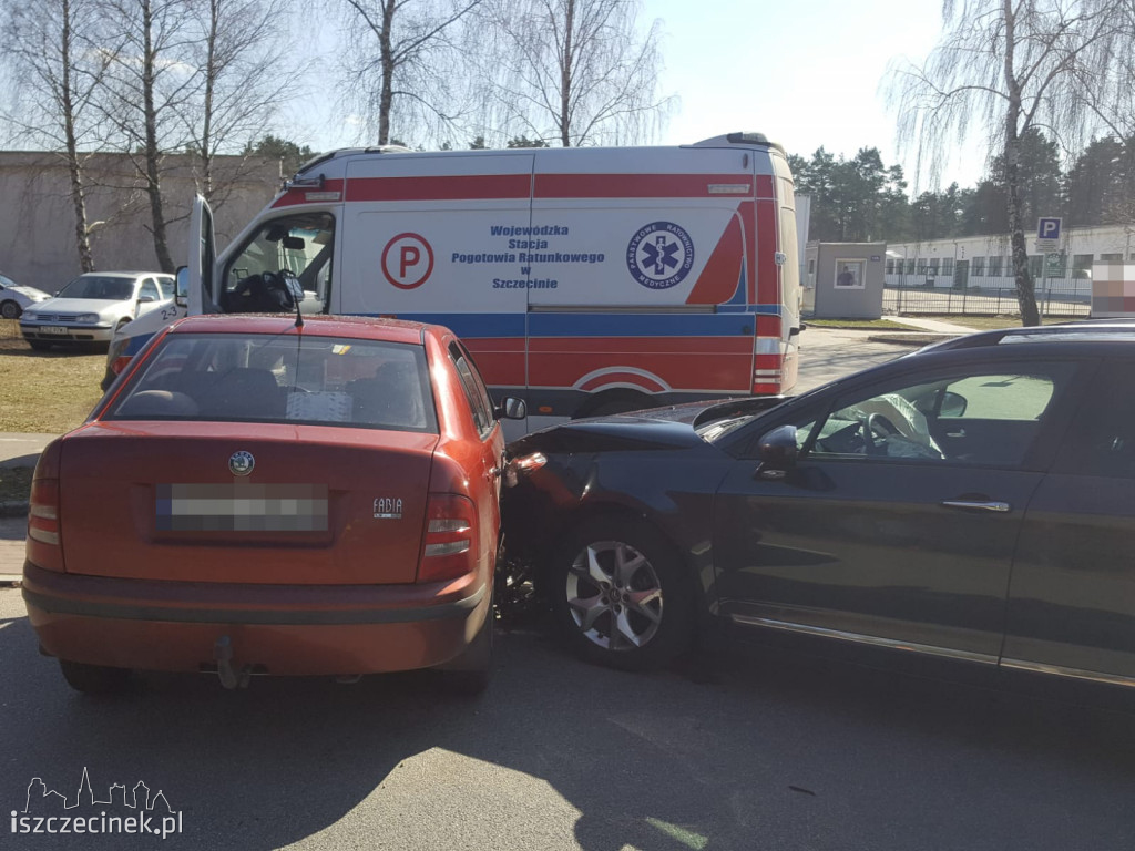 Zderzenie dwóch samochodów w Bornem Sulinowie