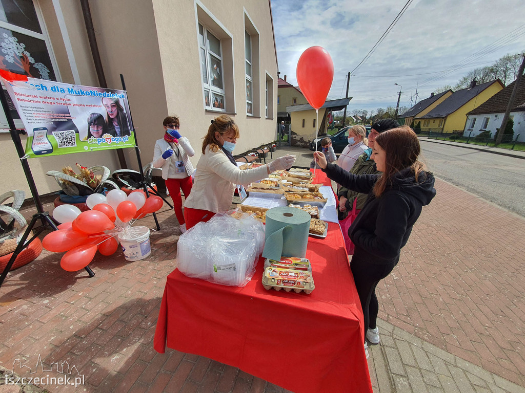 Charytatywna majówka dla Julii i Natalii! Walka o życie bliźniaczek wciąż trwa.