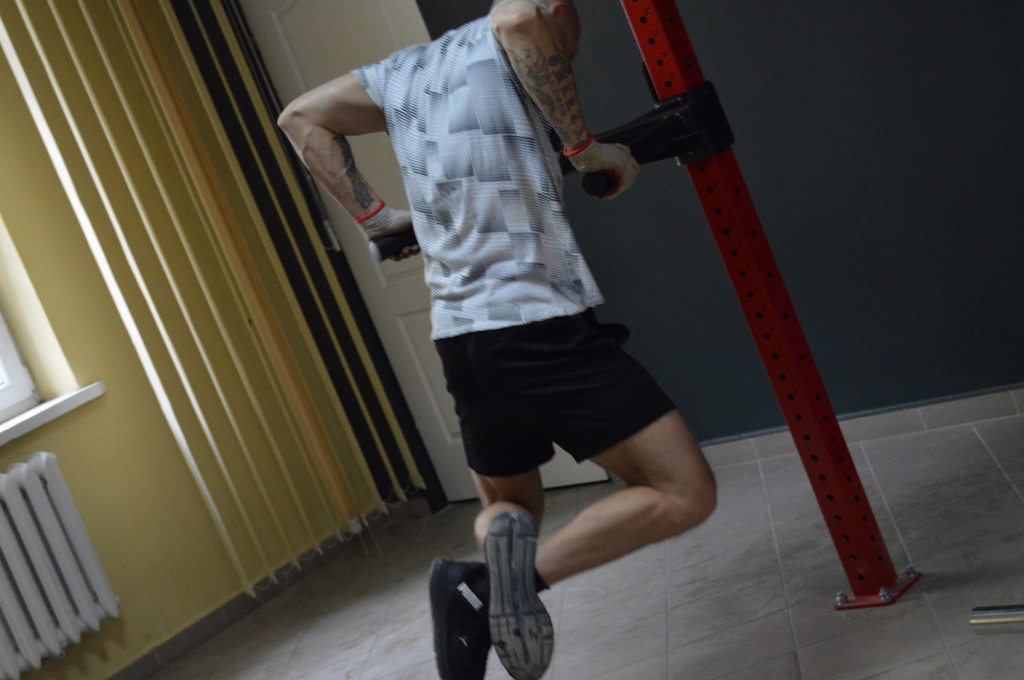 Crossfitowcy zza krat. Zdrowo i sportowo