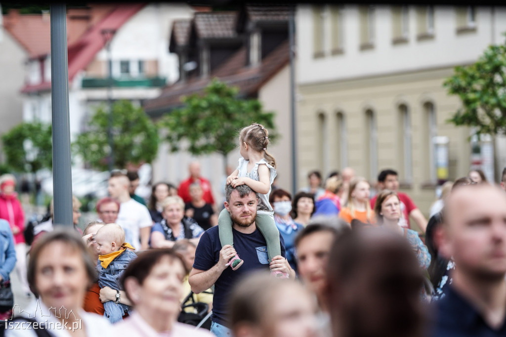 Muzy wieczorem. Niezwykłe wydarzenie przed ratuszem