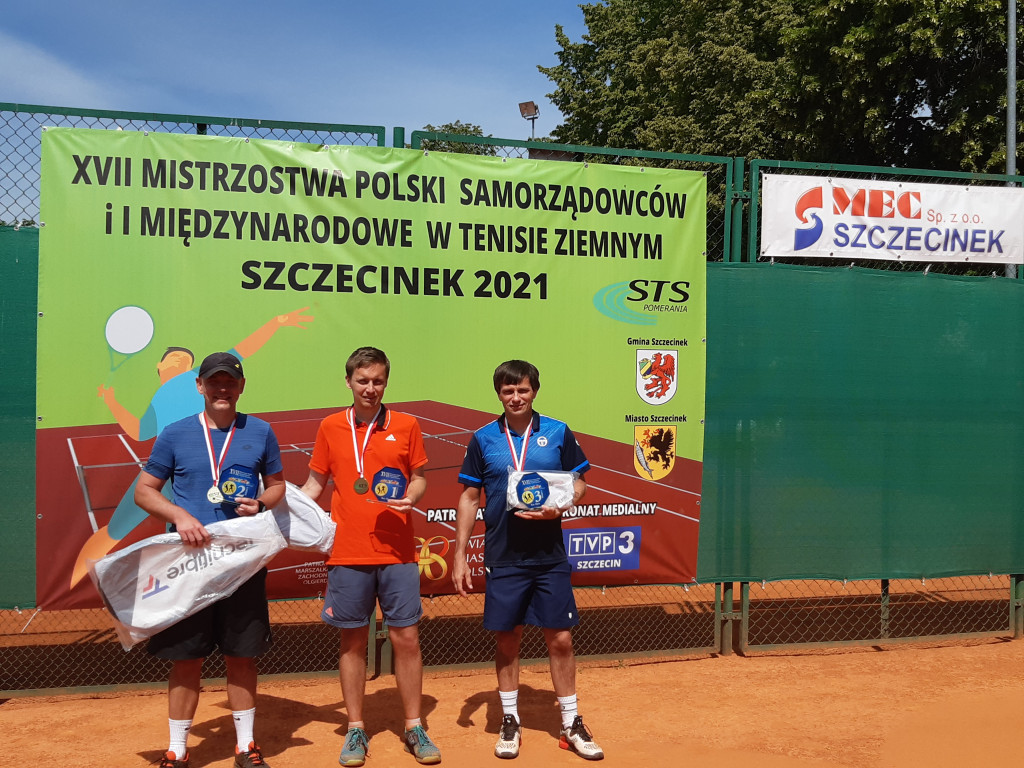 TENIS ZIEMNY. XVII Mistrzostwa Polski Samorządowców