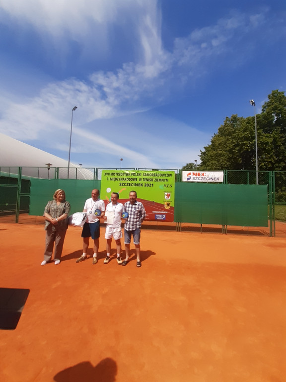 TENIS ZIEMNY. XVII Mistrzostwa Polski Samorządowców