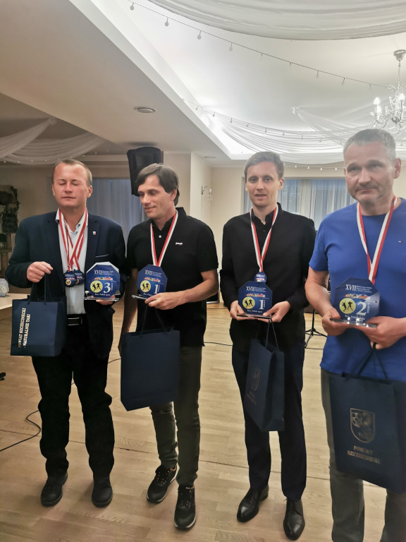 TENIS ZIEMNY. XVII Mistrzostwa Polski Samorządowców