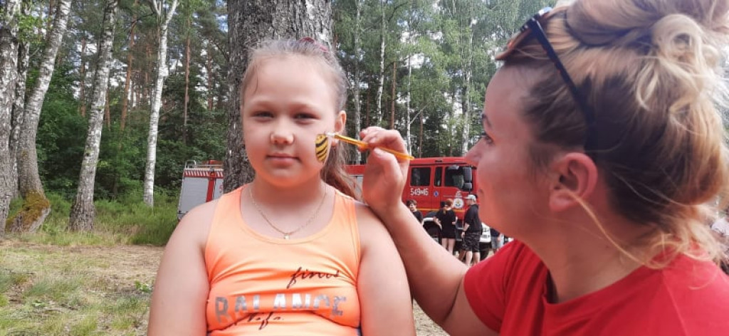 Dzieci ze Starego Chwalimia powitały wakacje!