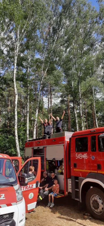 Dzieci ze Starego Chwalimia powitały wakacje!