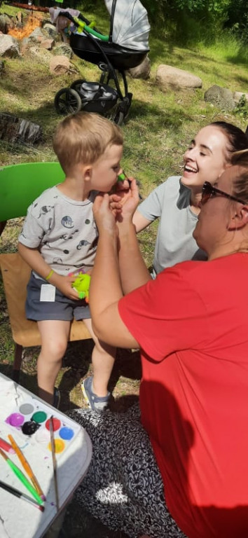 Dzieci ze Starego Chwalimia powitały wakacje!