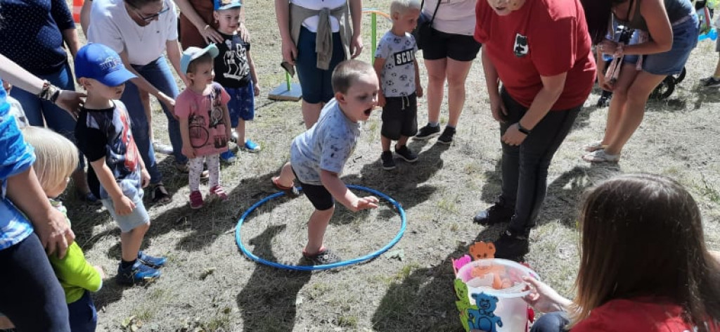 Dzieci ze Starego Chwalimia powitały wakacje!
