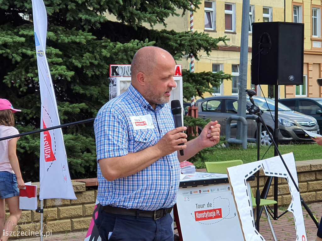 Piknik demokratyczny Tour de Konstytucja, dotarł do Czarnego