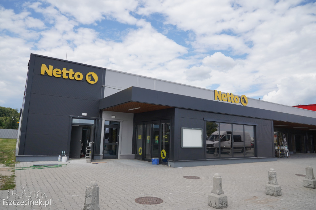Netto w Szczecinku tuż przed otwarciem