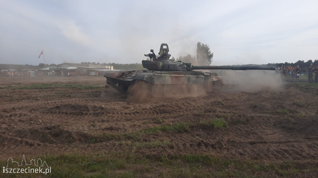 Spotkanie Miłośników Pojazdów Militarnych w Bornem Sulinowie