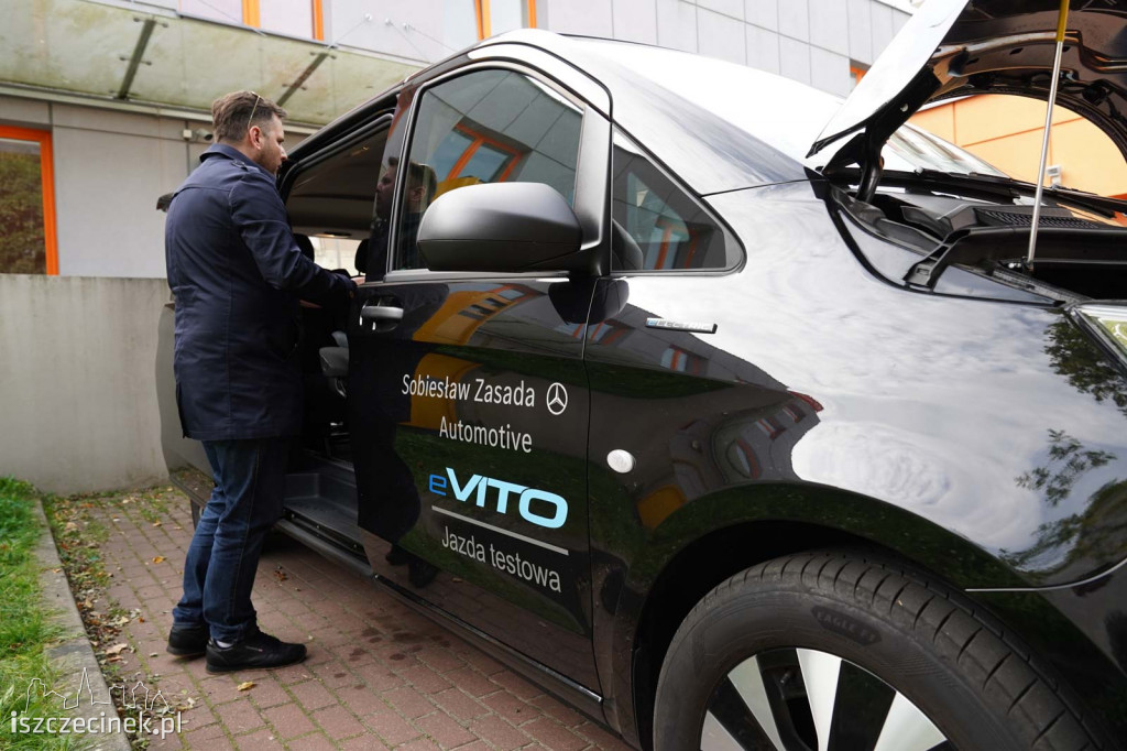 Tak będzie wyglądał nowy samochód straży miejskiej? Ruszyły testy elektrycznego auta