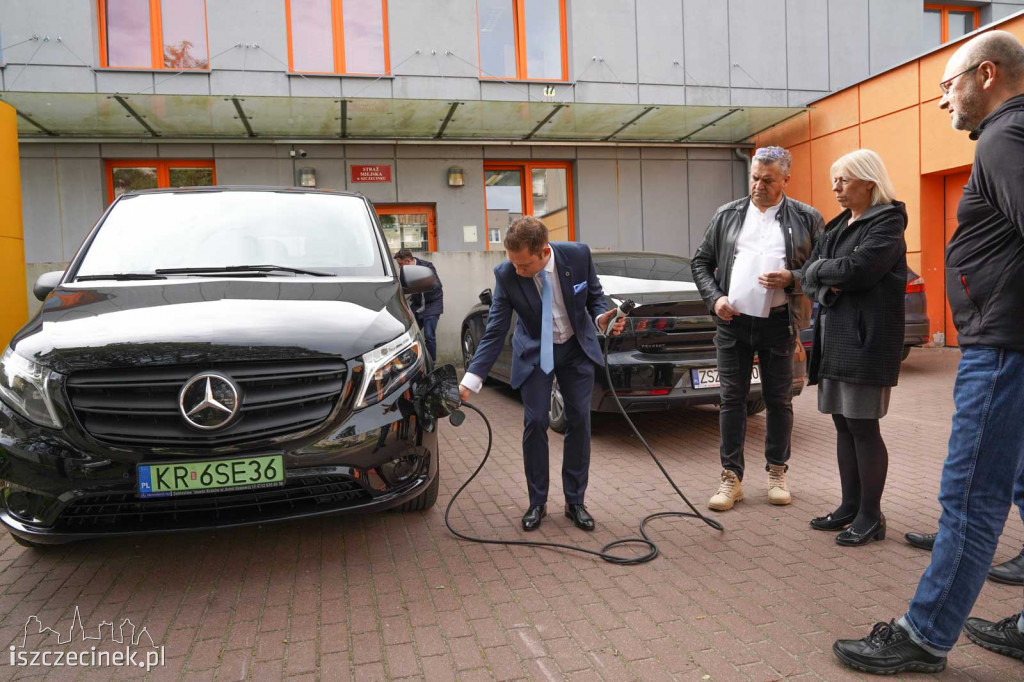 Tak będzie wyglądał nowy samochód straży miejskiej? Ruszyły testy elektrycznego auta