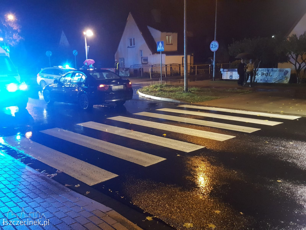 Wypadek na ulicy Polnej. Dwóch mężczyzn potrąconych na pasach