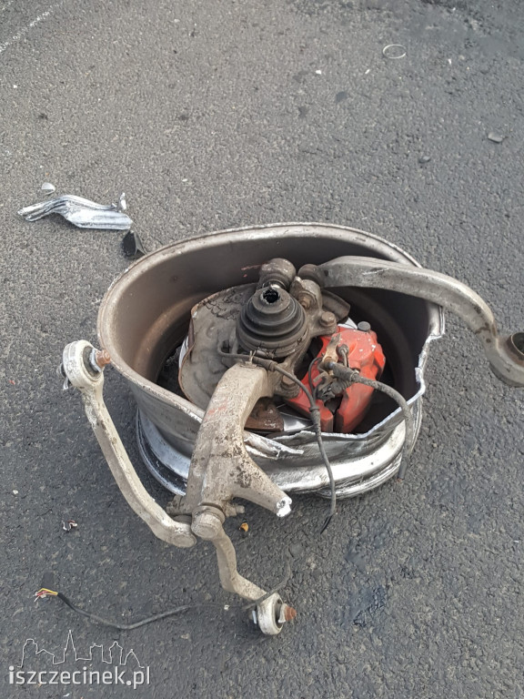 Wypadek w Jeleniu. Utrudnienia w ruchu