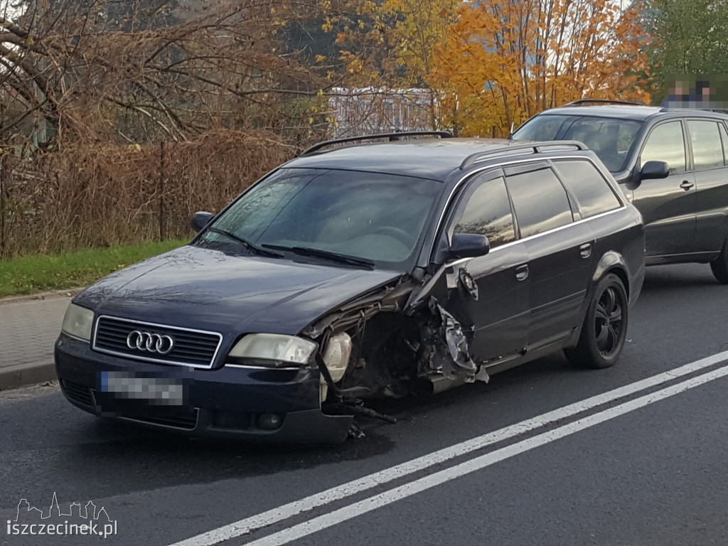 Wypadek w Jeleniu. Utrudnienia w ruchu