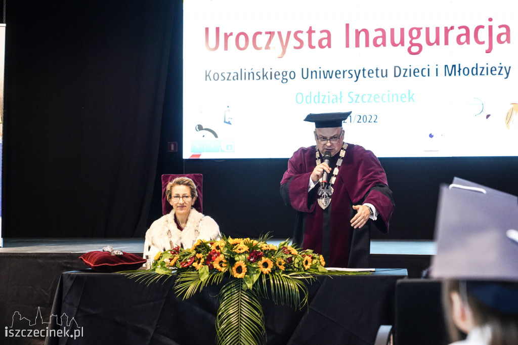 Koszaliński Uniwersytet Dzieci i Młodzieży zainaugurował rok akademicki 2021/2022