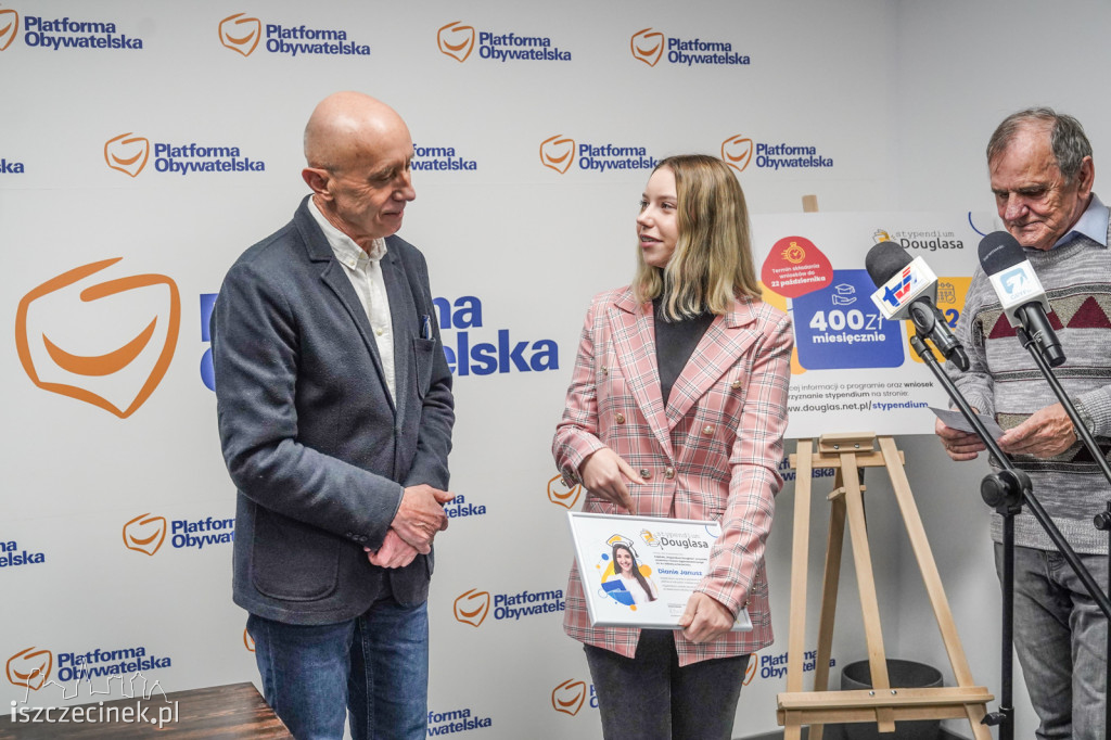 Była poselska podwyżka, są 