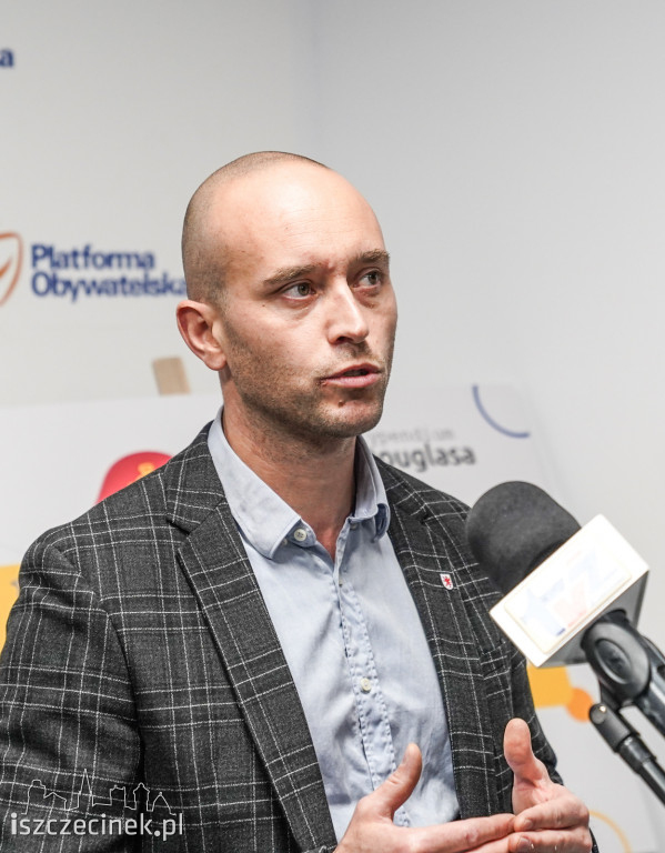 Była poselska podwyżka, są 
