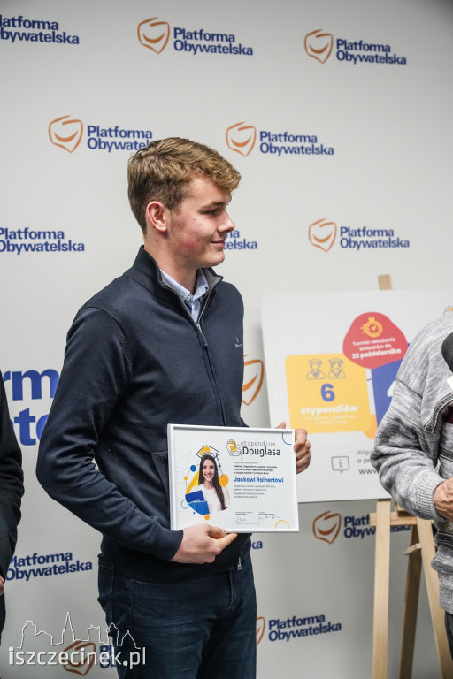 Była poselska podwyżka, są 