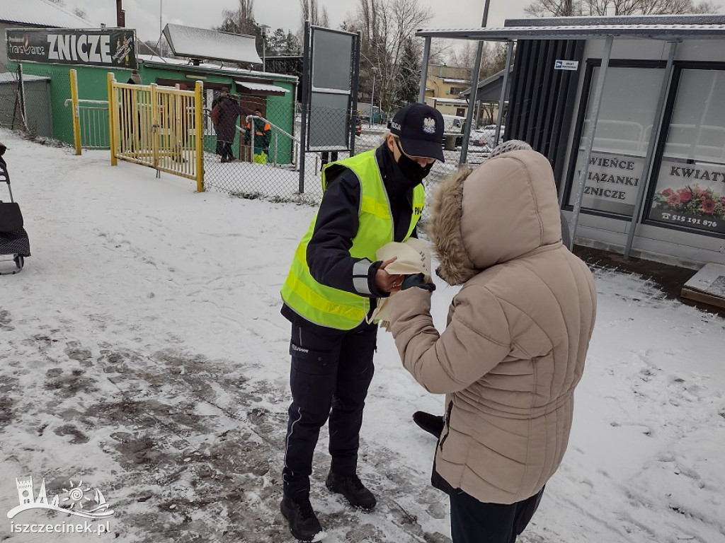 Bądź widoczny - policjanci dbają o bezpieczeństwo pieszych!