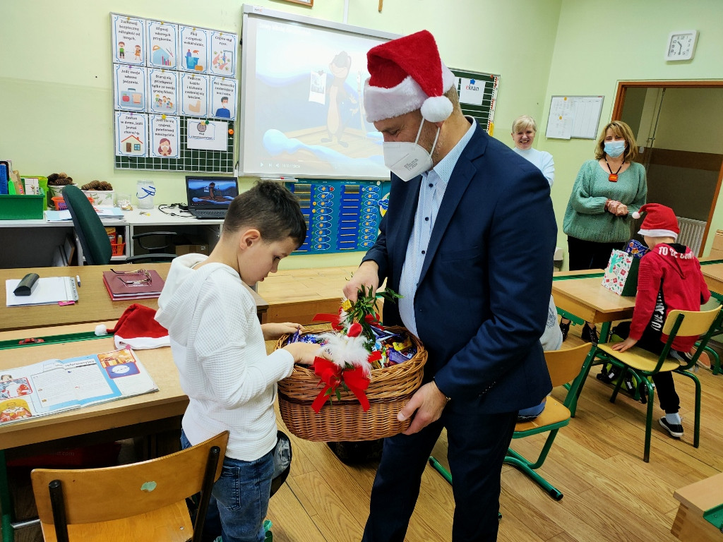 Powiatowi pomocnicy Mikołaja nie zawiedli