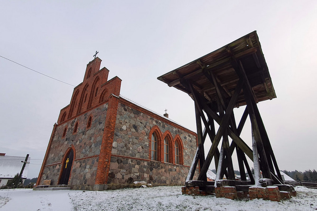 Kościół pw. Najświętszego Serca Pana Jezusa w Przeradzi