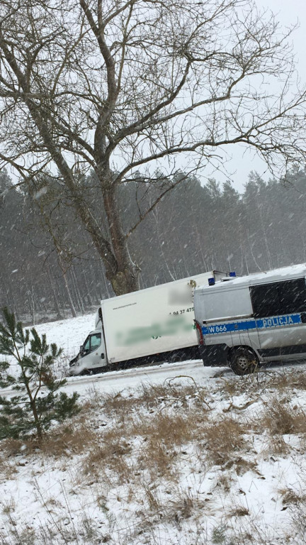 Zderzenie dwóch samochodów pod Parsęckiem