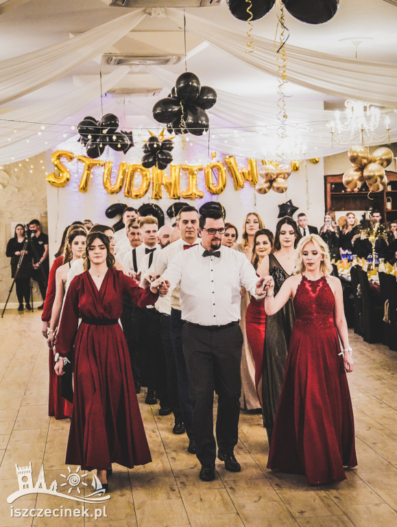 Sezon studniówkowy rozpoczęty! Studniówka Zespołu Szkół nr 2 w Szczecinku
