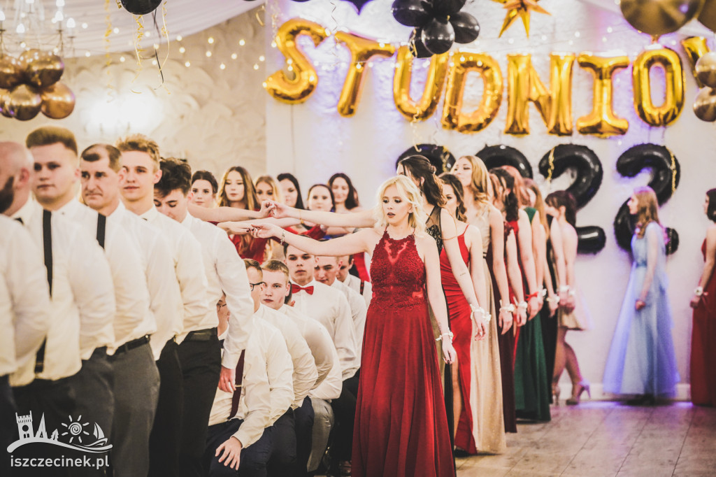 Sezon studniówkowy rozpoczęty! Studniówka Zespołu Szkół nr 2 w Szczecinku