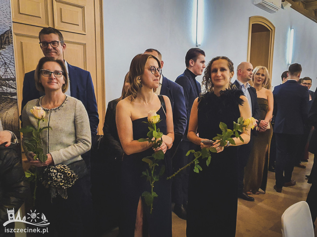 Kameralnie i elegancko – studniówka STO