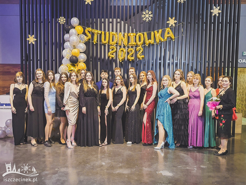 Studniówka I LO w Szczecinku 2022
