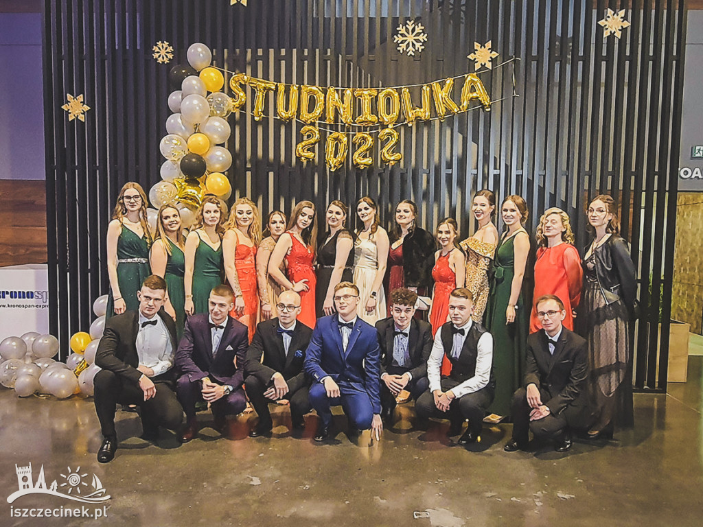 Studniówka I LO w Szczecinku 2022