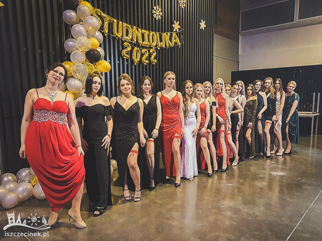Studniówka I LO w Szczecinku 2022