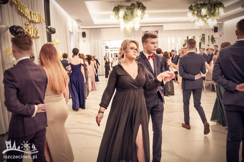 Studniówki 2022: Tak balowali uczniowie Ekonomika