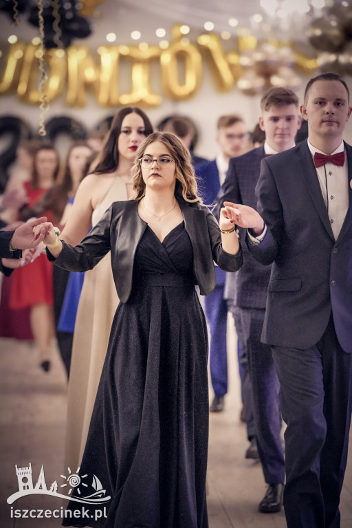 Studniówki 2022: Tak bawili się uczniowie Rolniczaka