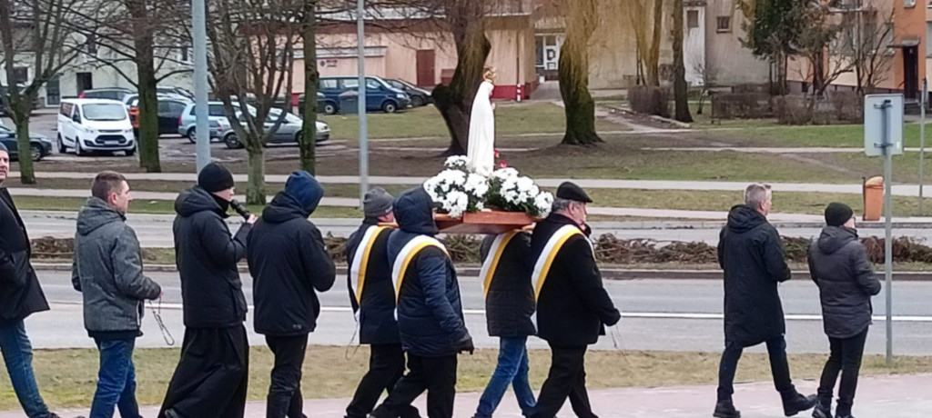 Męski Różaniec ponownie na ulicach Szczecinka