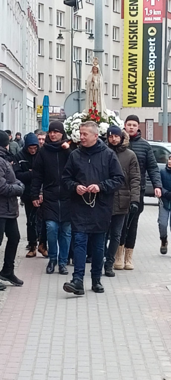 Męski Różaniec ponownie na ulicach Szczecinka