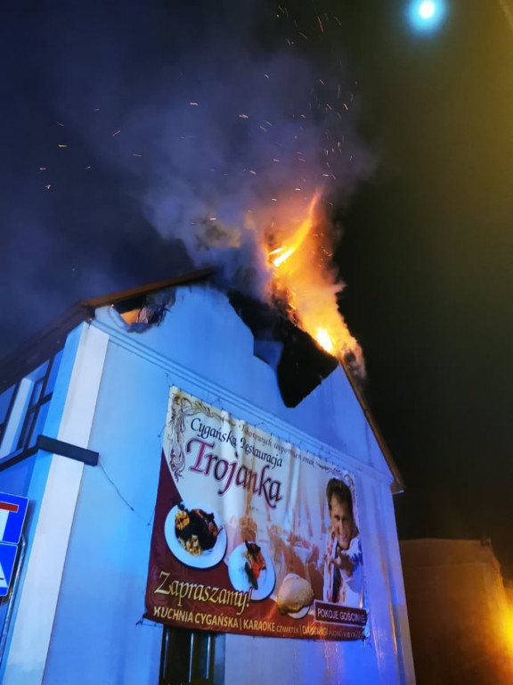 Wielki pożar restauracji Bogdana Trojanka, lidera zespołu Terne Roma ze Szczecinka
