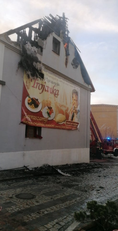 Wielki pożar restauracji Bogdana Trojanka, lidera zespołu Terne Roma ze Szczecinka