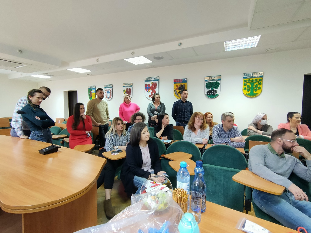 Pracownicy starostwa przeszkoleni z pierwszej pomocy