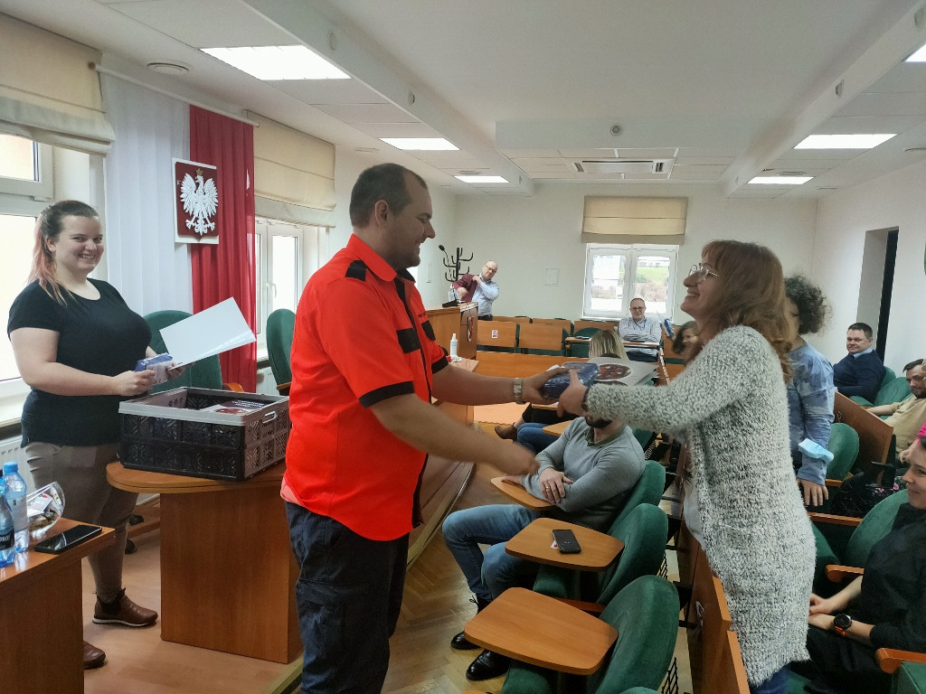 Pracownicy starostwa przeszkoleni z pierwszej pomocy