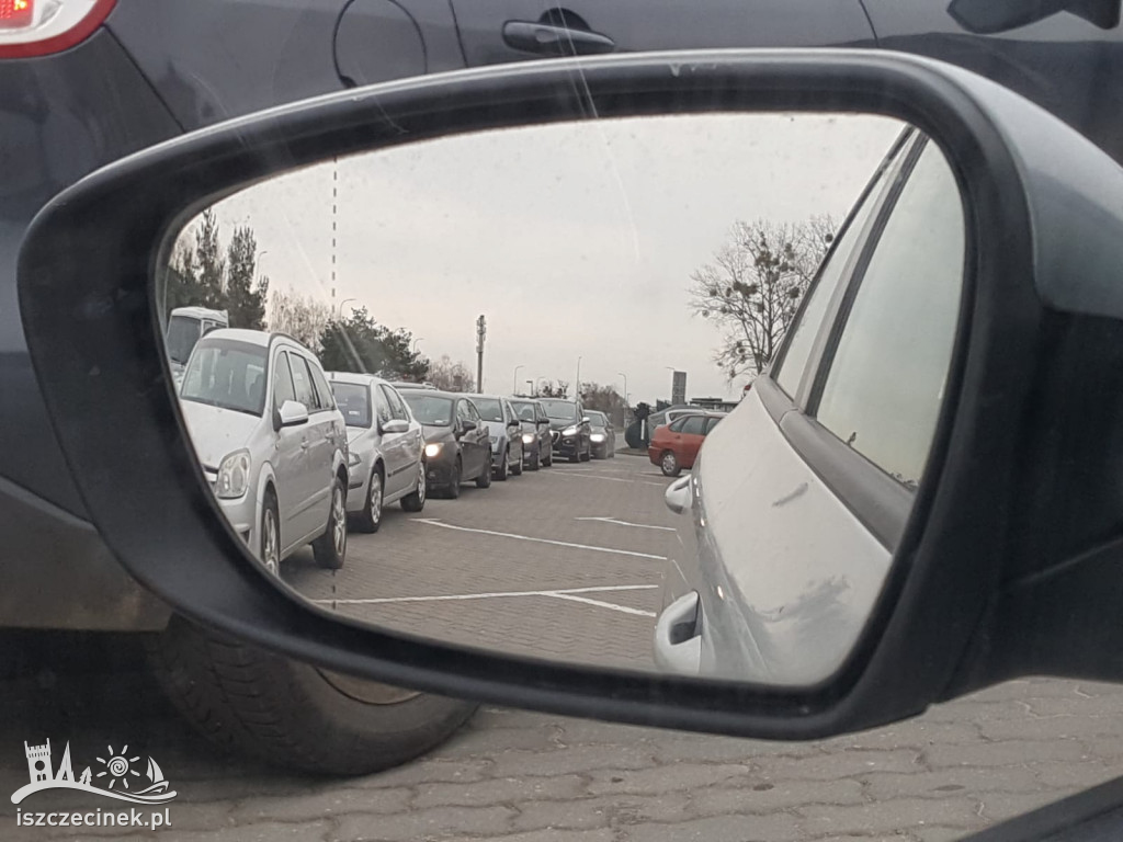 Panika na stacjach benzynowych. PKN Orlen: Paliwa nie zabraknie