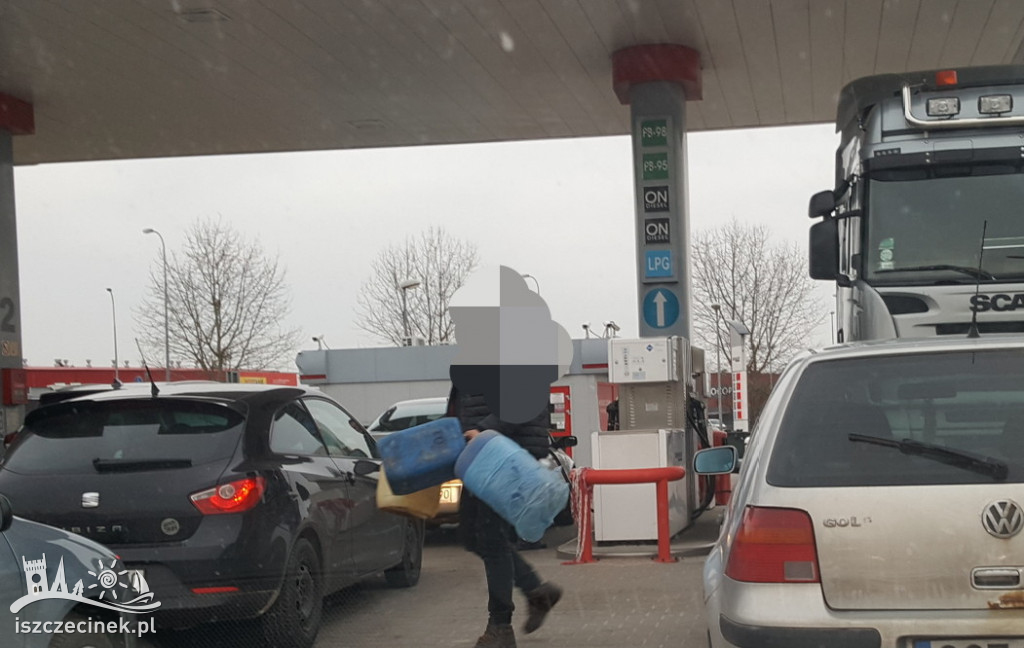Panika na stacjach benzynowych. PKN Orlen: Paliwa nie zabraknie