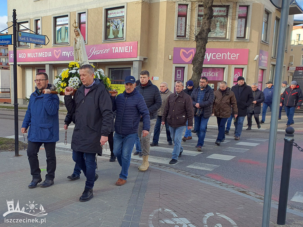 Męski Różaniec – tym razem w intencji pokoju na świecie