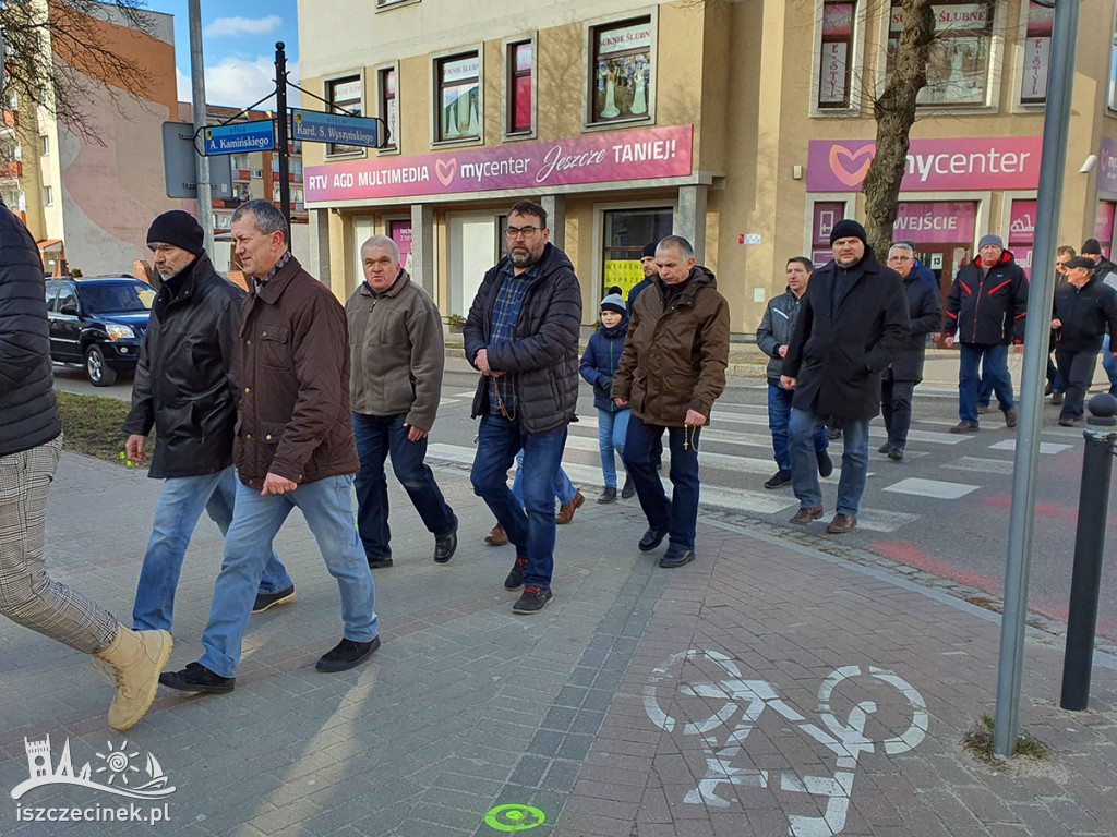 Męski Różaniec – tym razem w intencji pokoju na świecie